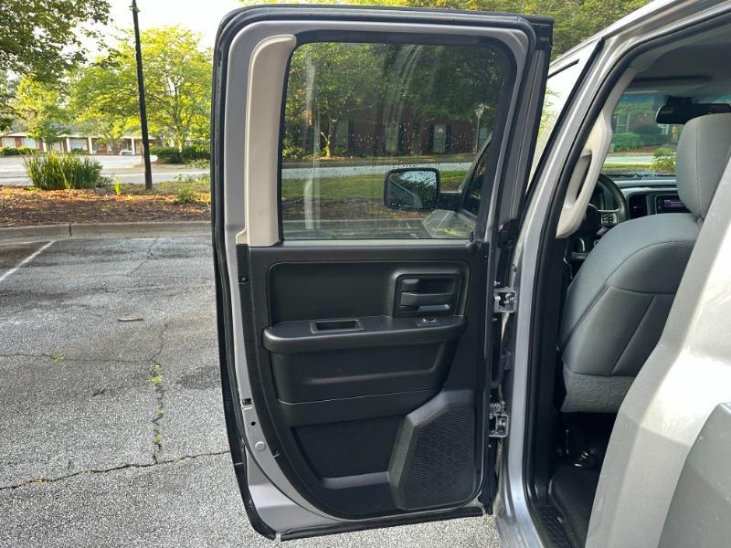 RAM 1500 Classic Tradesman Quad Cab 2WD 2019