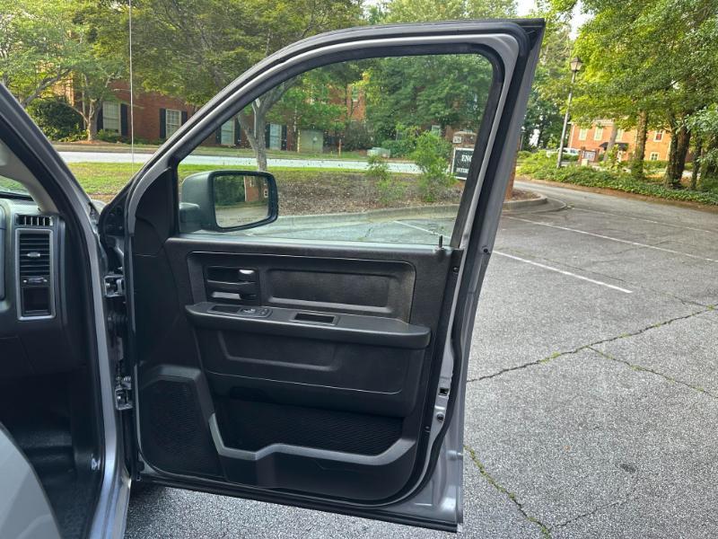 RAM 1500 Classic Tradesman Quad Cab 2WD 2019