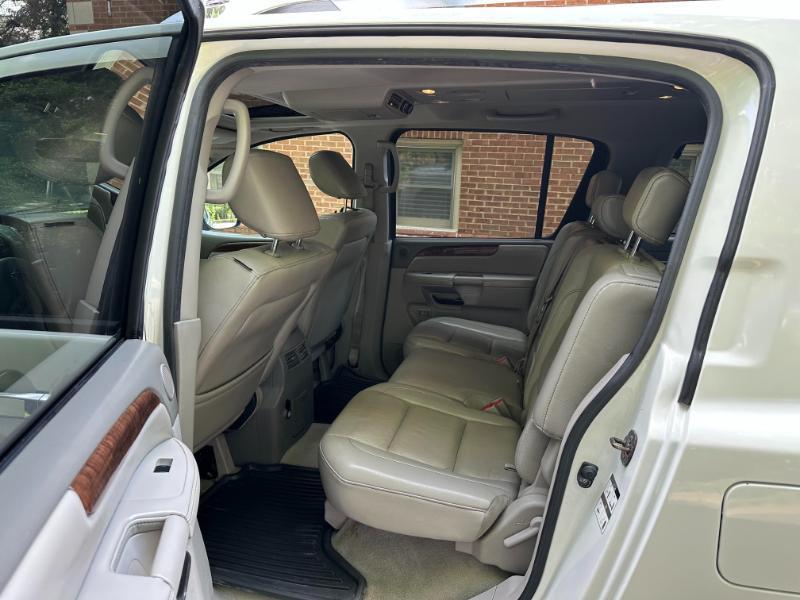 Nissan Armada Titanium 2WD 2010