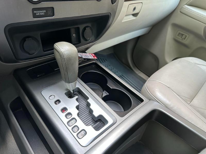 Nissan Armada Titanium 2WD 2010