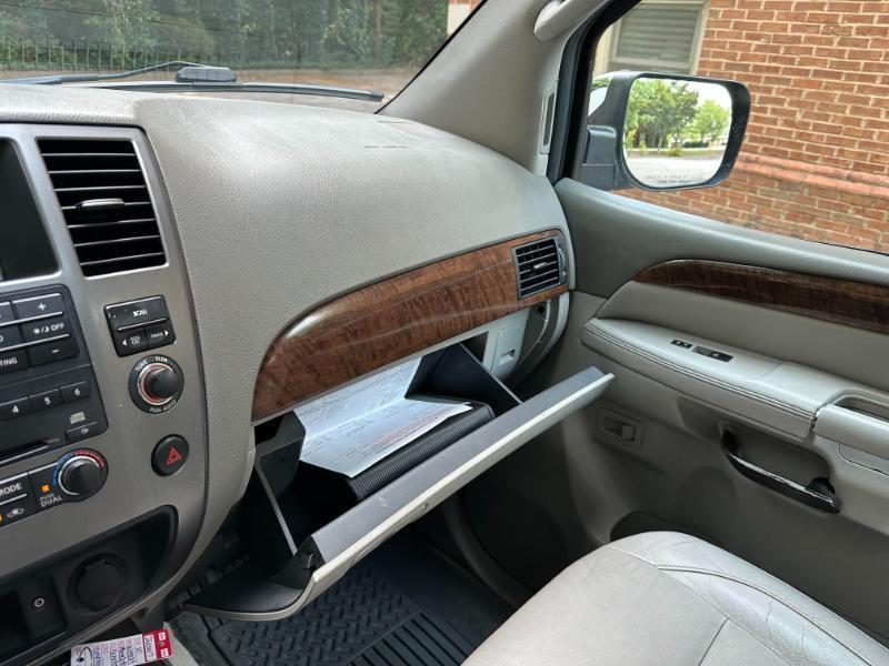 Nissan Armada Titanium 2WD 2010