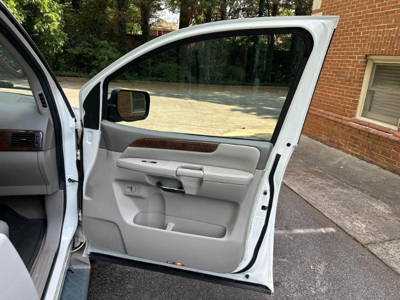 Nissan Armada Titanium 2WD 2010