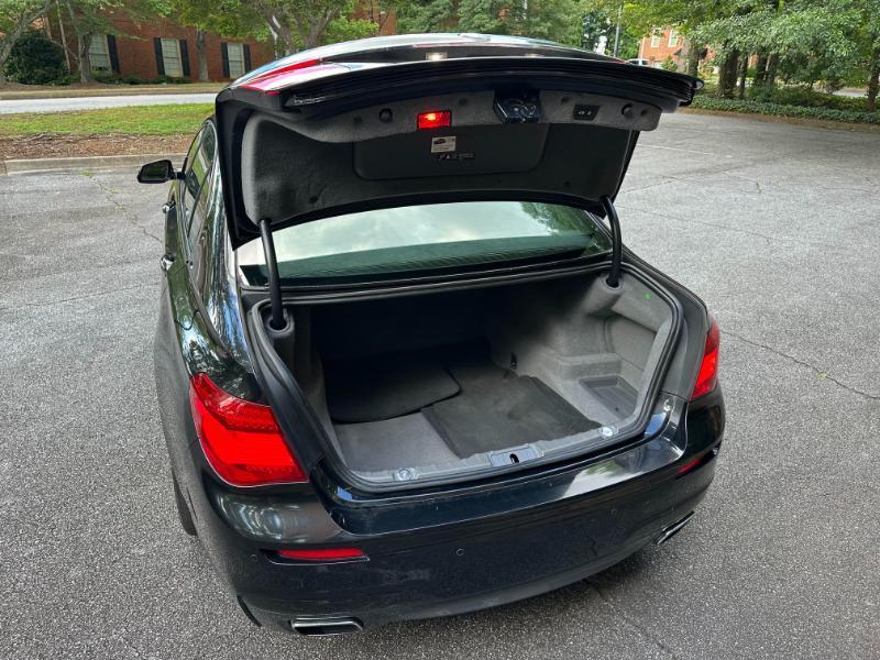BMW 7-Series 750Li 2014