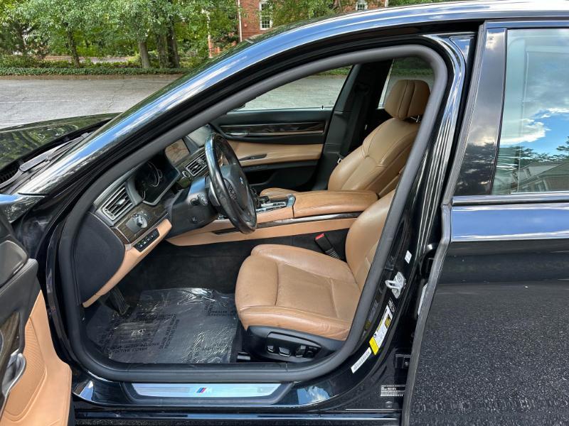 BMW 7-Series 750Li 2014