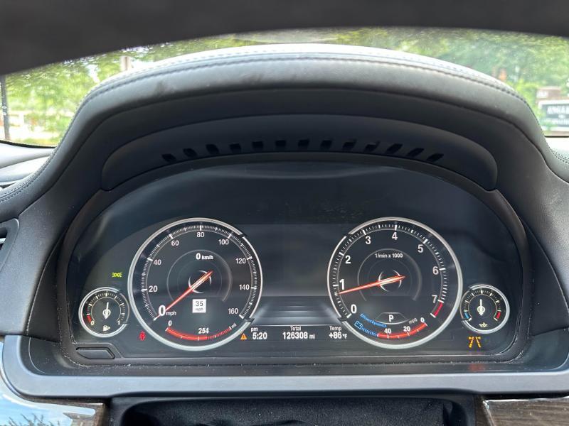 BMW 7-Series 750Li 2014