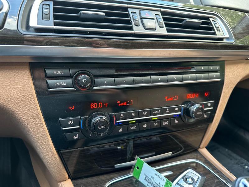 BMW 7-Series 750Li 2014