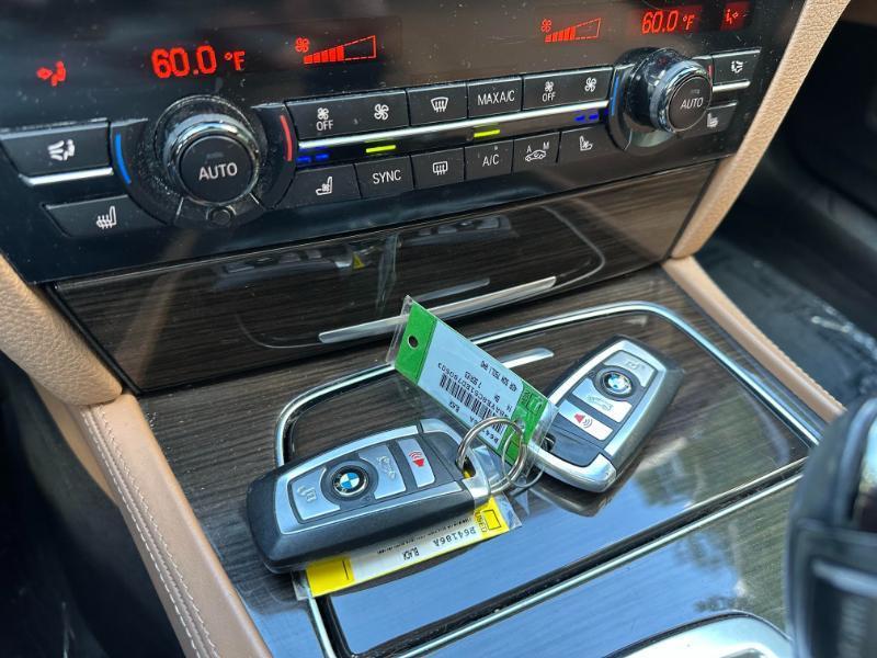 BMW 7-Series 750Li 2014