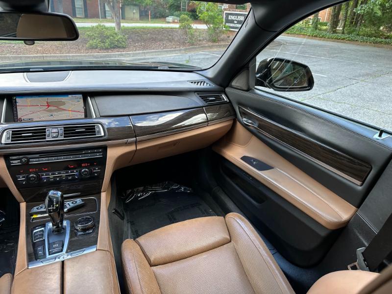 BMW 7-Series 750Li 2014