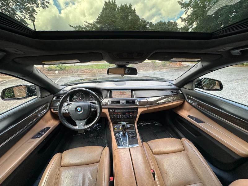 BMW 7-Series 750Li 2014