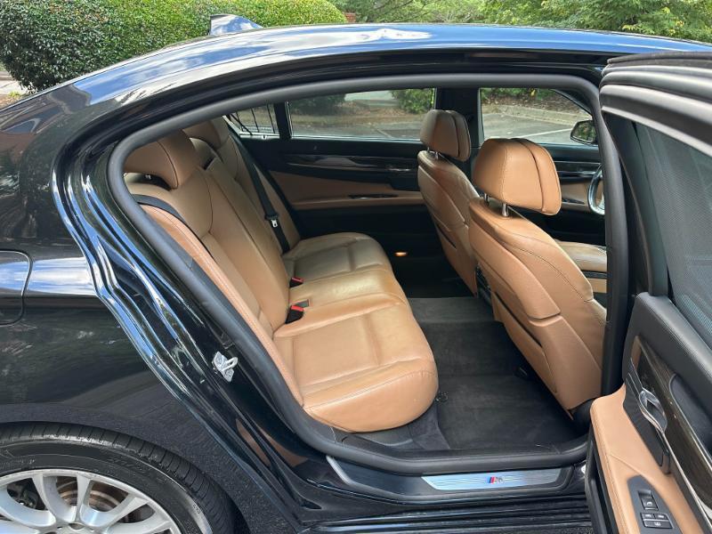 BMW 7-Series 750Li 2014