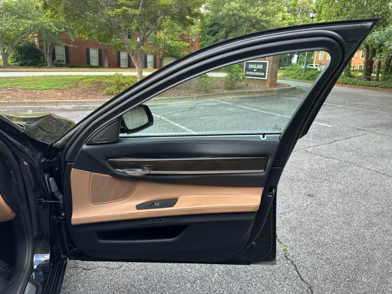 BMW 7-Series 750Li 2014