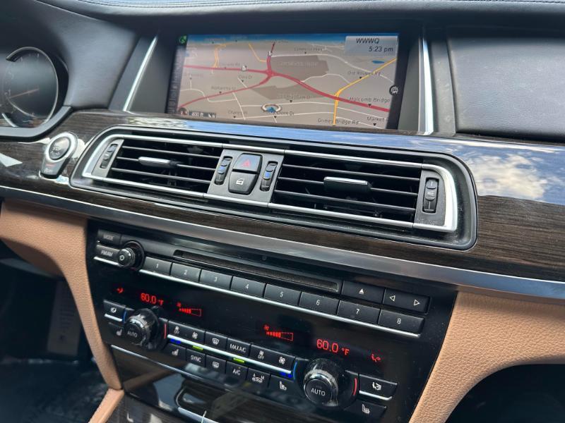 BMW 7-Series 750Li 2014