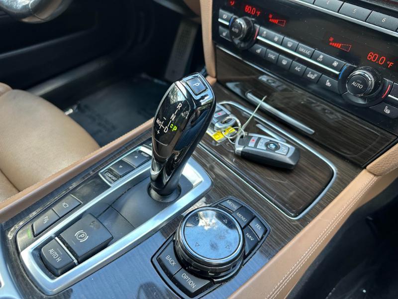 BMW 7-Series 750Li 2014