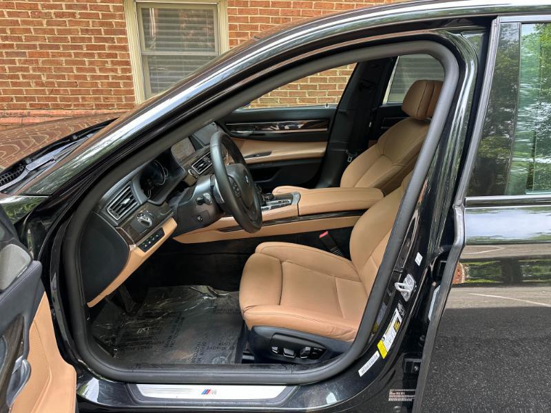 BMW 7-Series 750Li 2014
