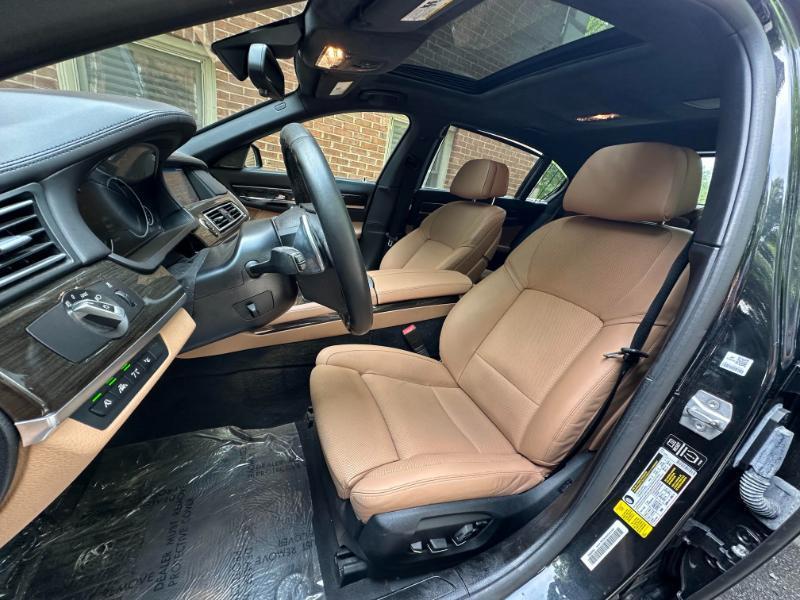 BMW 7-Series 750Li 2014