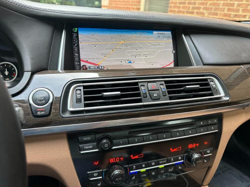 BMW 7-Series 750Li 2014