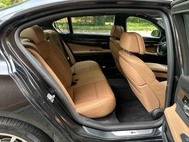 BMW 7-Series 750Li 2014
