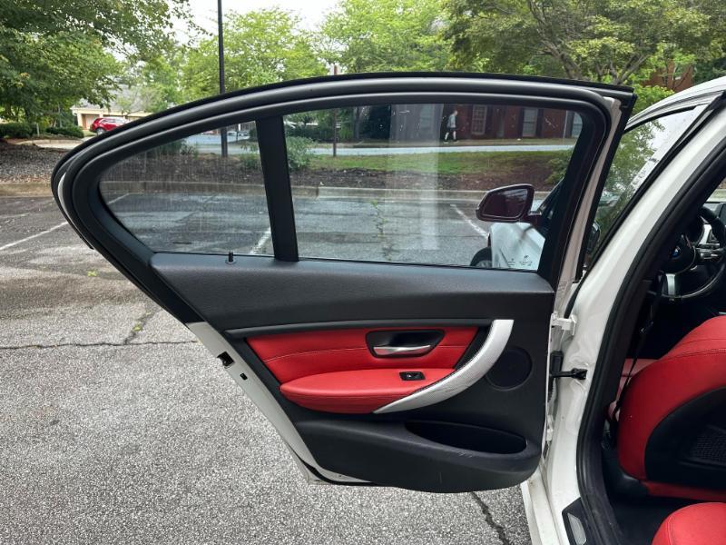 BMW 3-Series 328i Sedan 2015