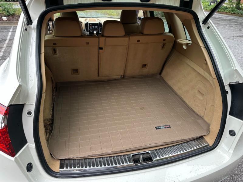 Porsche Cayenne S 2011