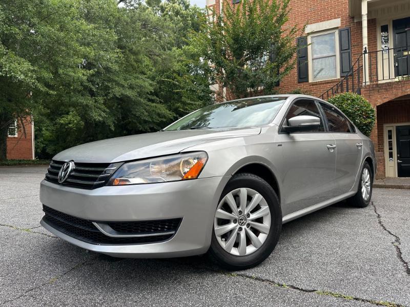 Volkswagen Passat 1.8T Wolfsburg AT 2014