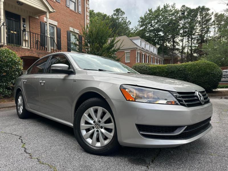 Volkswagen Passat 1.8T Wolfsburg AT 2014
