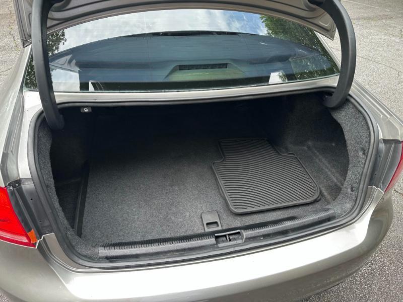 Volkswagen Passat 1.8T Wolfsburg AT 2014