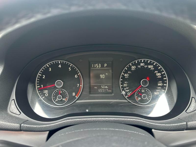 Volkswagen Passat 1.8T Wolfsburg AT 2014