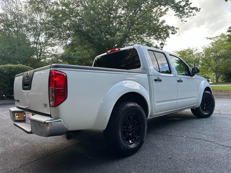 Nissan Frontier SV Crew Cab 2WD 2012
