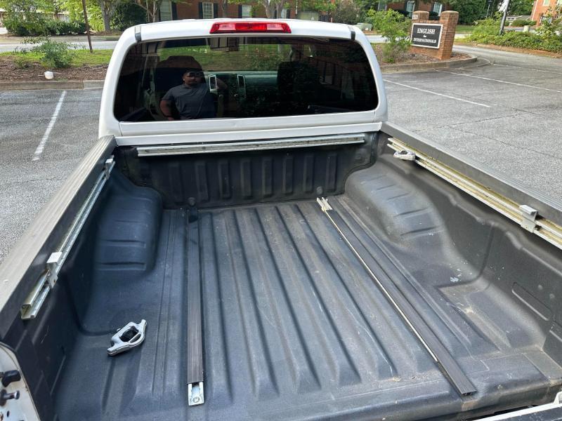 Nissan Frontier SV Crew Cab 2WD 2012