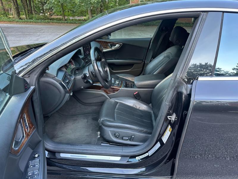 Audi A7 3.0T Prestige Sedan Quattro 2012