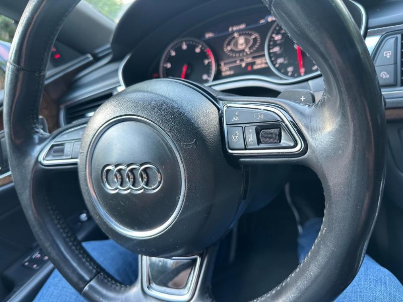 Audi A7 3.0T Prestige Sedan Quattro 2012