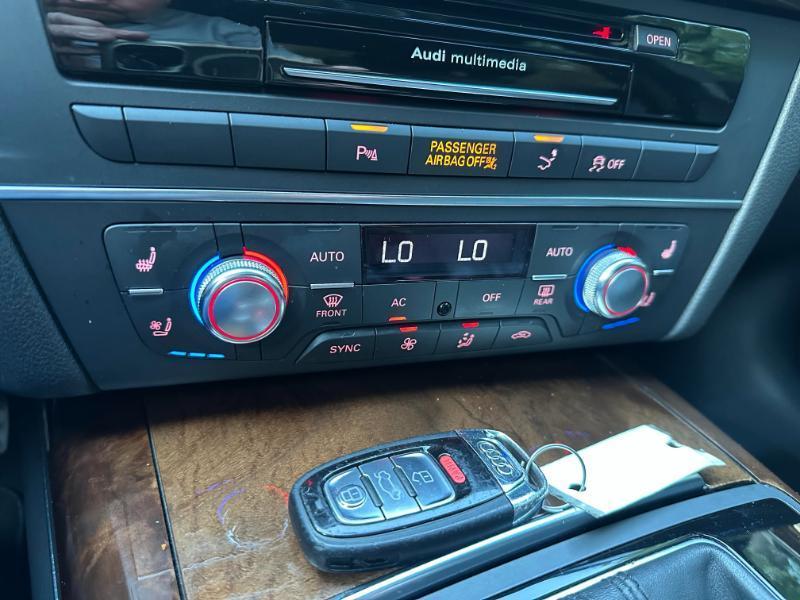 Audi A7 3.0T Prestige Sedan Quattro 2012