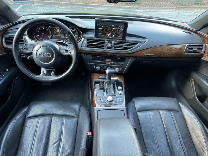 Audi A7 3.0T Prestige Sedan Quattro 2012