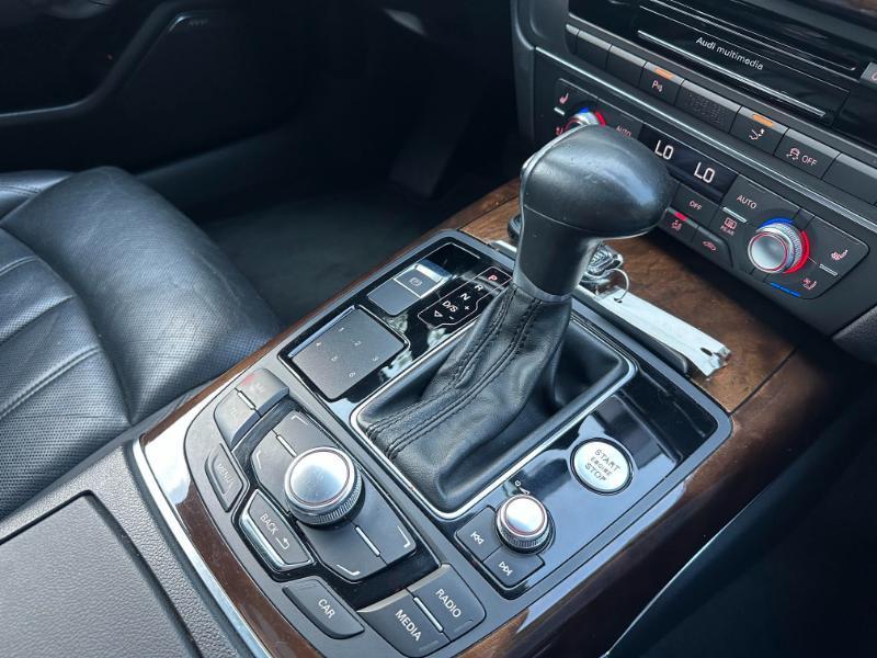 Audi A7 3.0T Prestige Sedan Quattro 2012