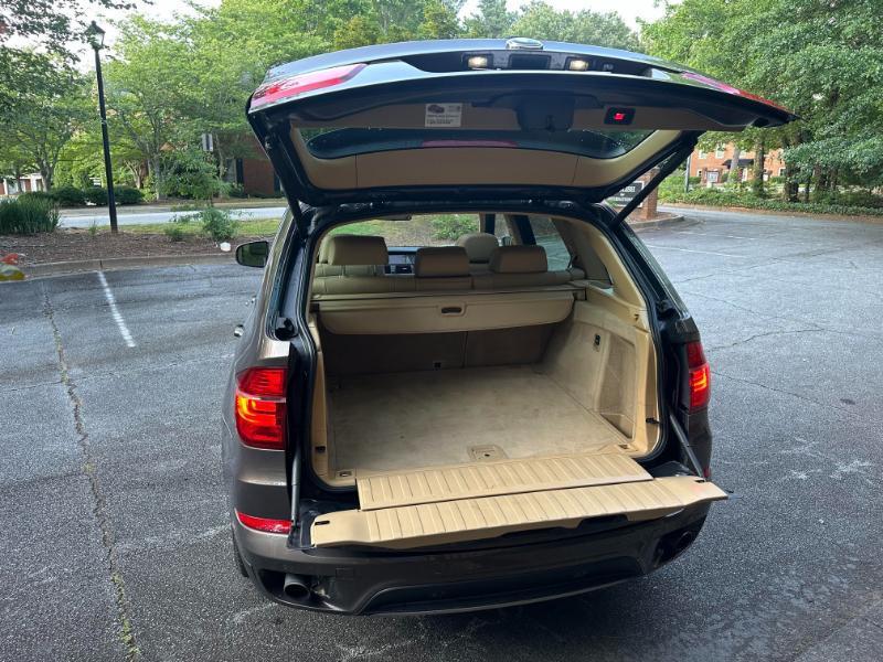BMW X5 xDrive35i 2011