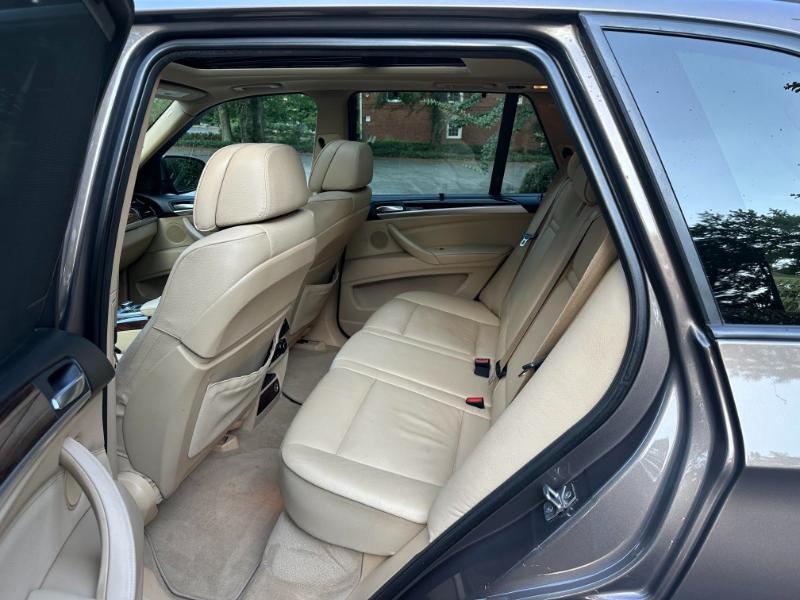 BMW X5 xDrive35i 2011