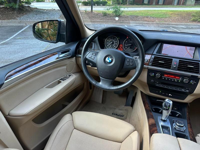 BMW X5 xDrive35i 2011