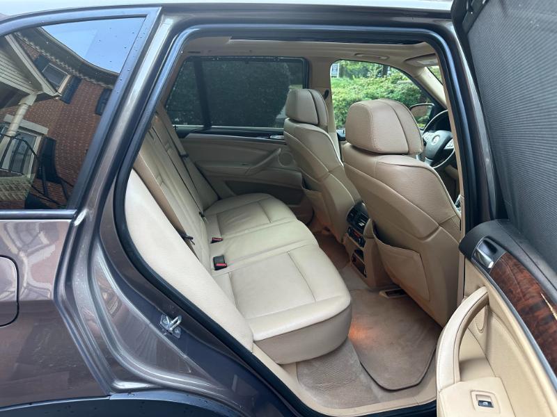 BMW X5 xDrive35i 2011
