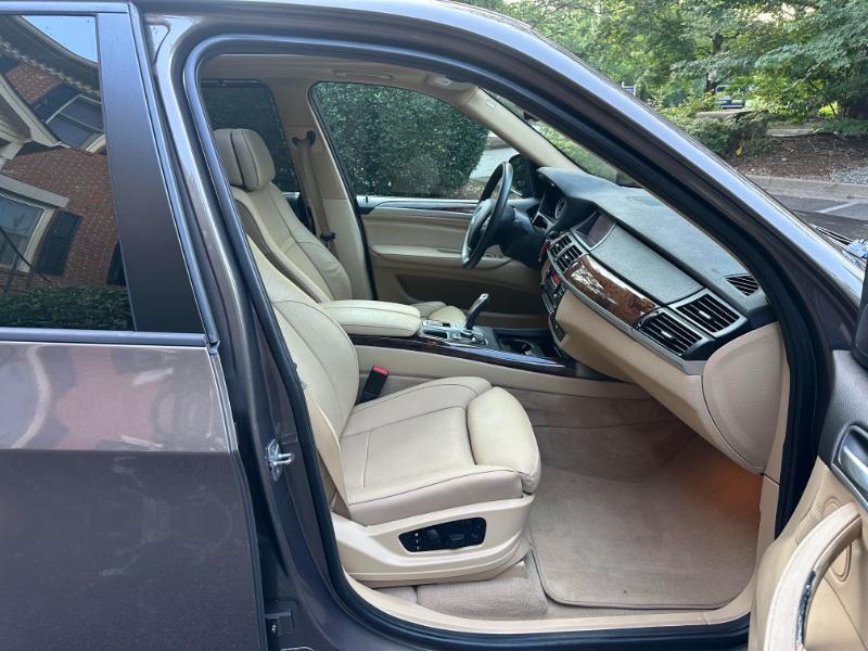 BMW X5 xDrive35i 2011