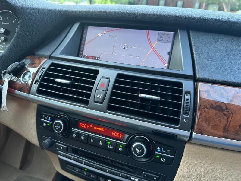 BMW X5 xDrive35i 2011