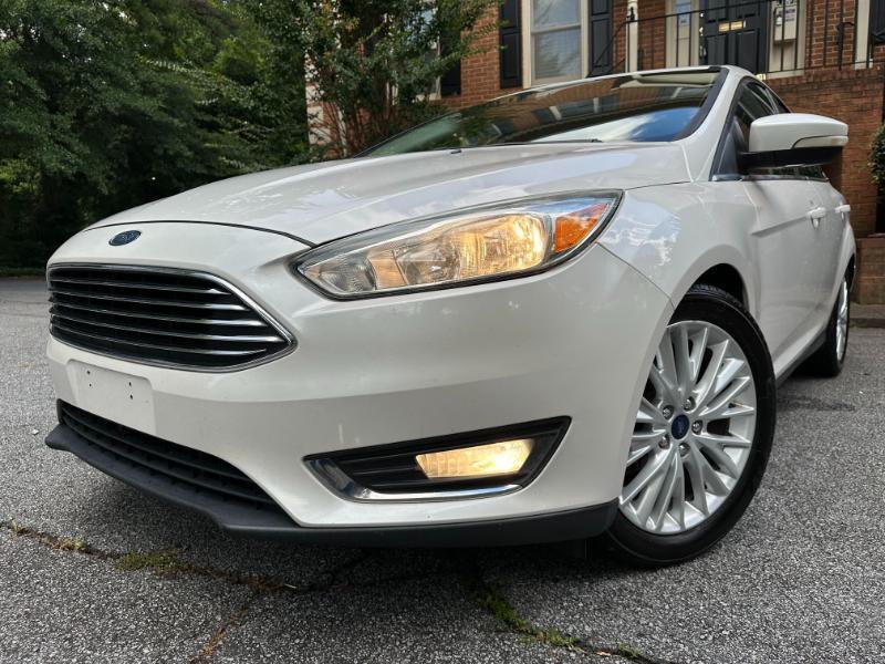 Ford Focus Titanium Sedan 2017