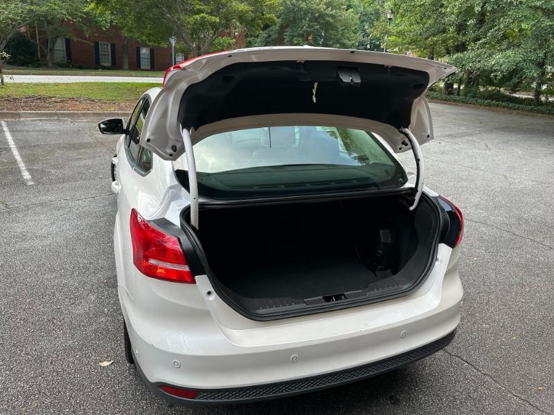 Ford Focus Titanium Sedan 2017