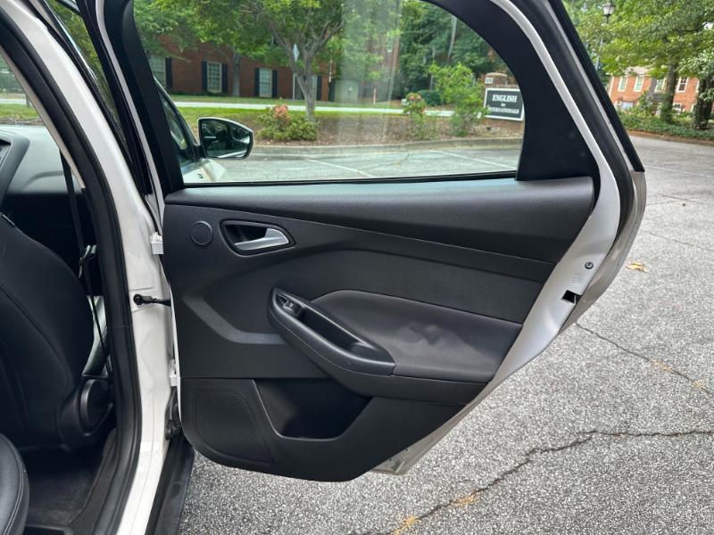 Ford Focus Titanium Sedan 2017