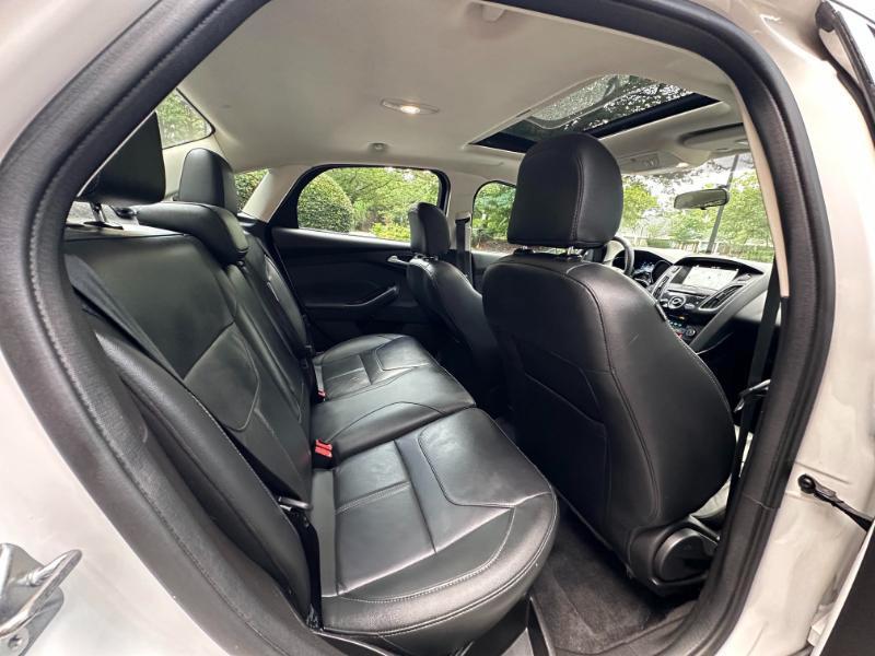 Ford Focus Titanium Sedan 2017