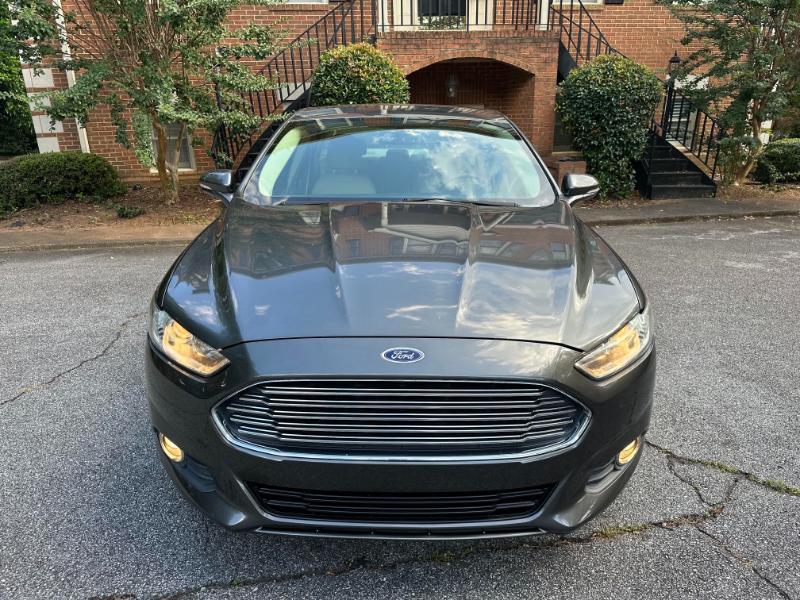 Ford Fusion SE 2016