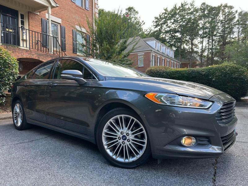 Ford Fusion SE 2016