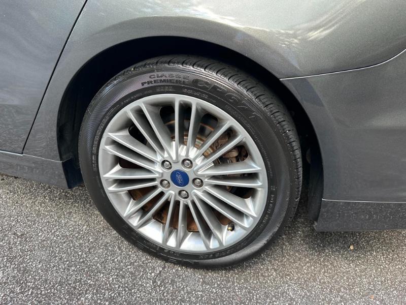 Ford Fusion SE 2016