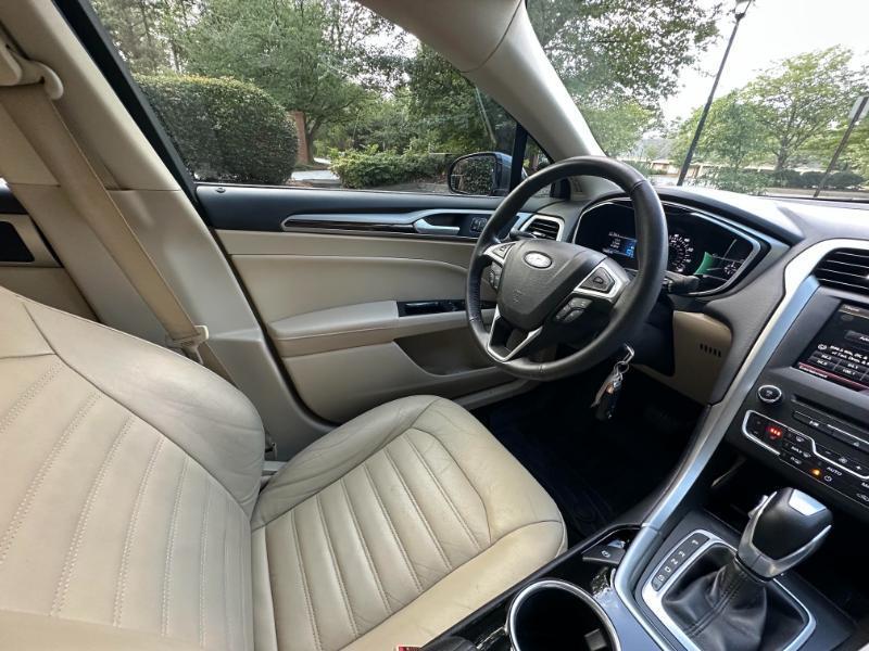 Ford Fusion SE 2016