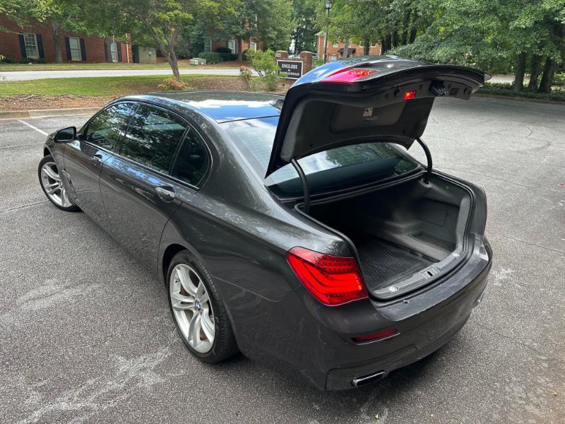 BMW 7-Series 740iL 2013