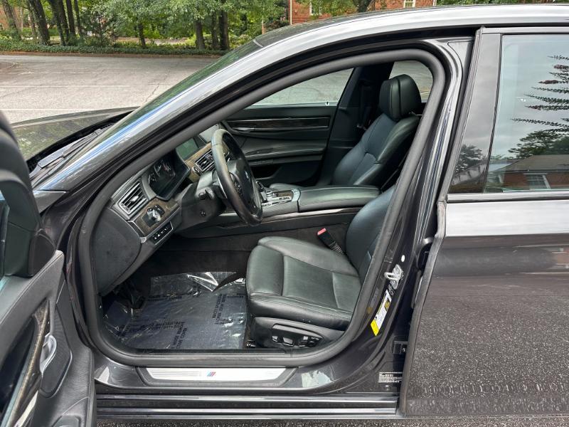 BMW 7-Series 740iL 2013